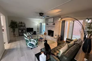 6928 Lasker Dr, Galveston, TX 77551 - Photo 8