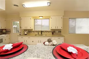 8526 Friendship Rd, Houston, TX 77080 - Photo 6