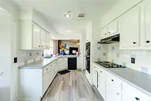 21014 Cimarron Pkwy, Katy, TX 77450 - Photo 8