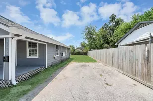 7222 San Angelo St, Houston, TX 77020 - Photo 4