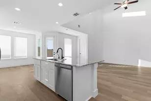 3704 Stars Wy, League City, TX 77573 - Photo 28