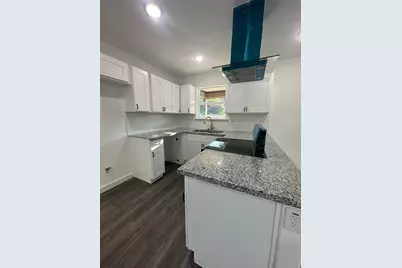 7611 Shotwell #B, Houston, TX 77016 - Photo 4