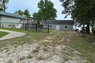 311 Casablanca Dr, Point Blank, TX 77364 - Photo 2