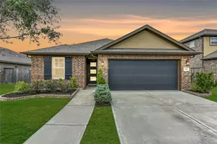 1824 Kingsford Prairie Ct, Pearland, TX 77089 - Photo 1