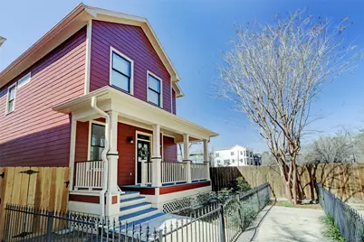 1047 W 16th Street, Houston, TX 77008 - Photo 1