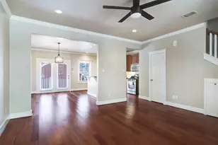 1047 W 16th St, Houston, TX 77008 - Photo 10