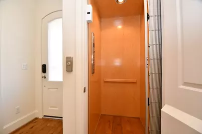 5 Robita Street, Houston, TX 77019 - Photo 8