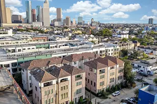 5 Robita St, Houston, TX 77019 - Photo 4