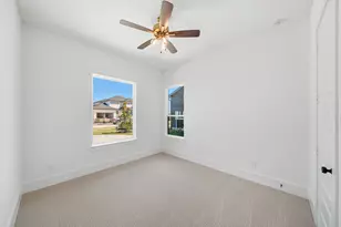 825 Stable Sands Wy, League City, TX 77573 - Photo 6
