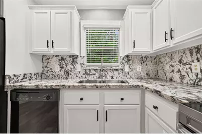 10202 Berrybriar Lane, Tomball, TX 77375 - Photo 8