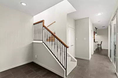 2409 Bering Drive #24, Houston, TX 77057 - Photo 6