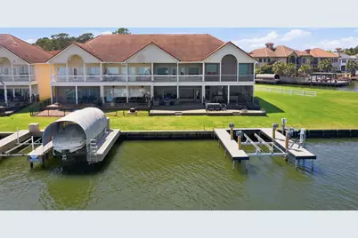 2 Regency Point, Conroe, TX 77356 - Photo 1