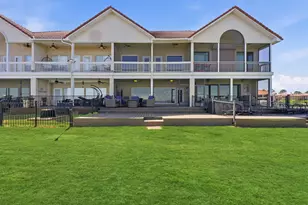 2 Regency Pt, Conroe, TX 77356 - Photo 34