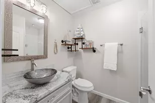 2 Regency Pt, Conroe, TX 77356 - Photo 14