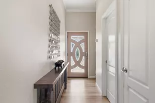 2 Regency Pt, Conroe, TX 77356 - Photo 4