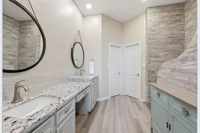 2 Regency Point, Conroe, TX 77356 - Photo 20