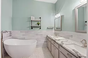 2 Regency Pt, Conroe, TX 77356 - Photo 26