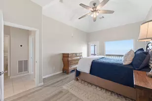 2 Regency Pt, Conroe, TX 77356 - Photo 16