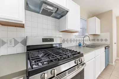 15831 Crooked Arrow Drive, Sugar Land, TX 77498 - Photo 12