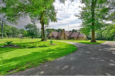 1950 Country Club Road, Brenham, TX 77833 - Photo 6