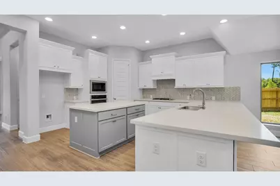 14952 Bright Berry Drive, Conroe, TX 77302 - Photo 2