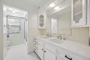 11803 Durrette Dr, Houston, TX 77024 - Photo 26