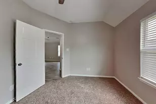 19203 Canaras Ct, Katy, TX 77449 - Photo 8