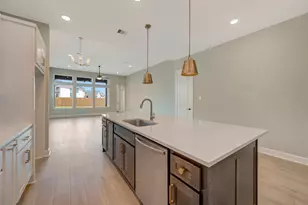 2014 Escobar St, Montgomery, TX 77316 - Photo 32