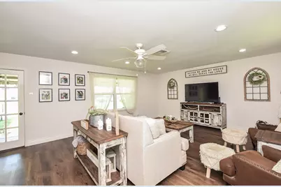 212 S Mattson Street, West Columbia, TX 77486 - Photo 12