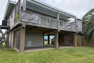 505 Pompano St, Bayou Vista, TX 77563 - Photo 4