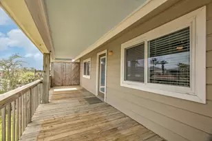 505 Pompano St, Bayou Vista, TX 77563 - Photo 4