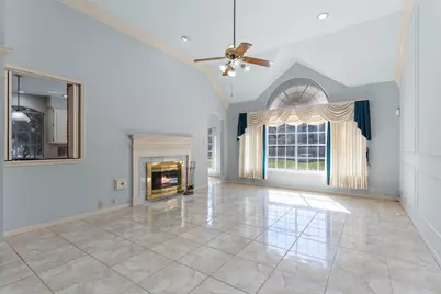 2027 Richland Ct Court, Sugar Land, TX 77478 - Photo 12