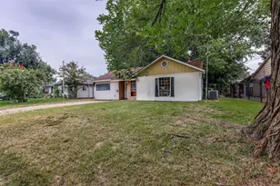 15709 Bow Ln, Houston, TX 77053 - Photo 2