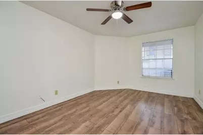 9700 Leawood Boulevard #1807, Houston, TX 77099 - Photo 32