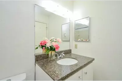 9700 Leawood Boulevard #1807, Houston, TX 77099 - Photo 30
