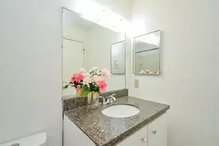 9700 Leawood Blvd, Houston, TX 77099 - Photo 30