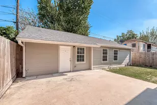 2415 Lidstone St, Houston, TX 77023 - Photo 4