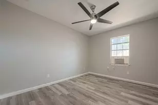 2415 Lidstone St, Houston, TX 77023 - Photo 28