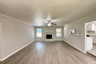 123 Lone Oak Dr, Highlands, TX 77562 - Photo 6