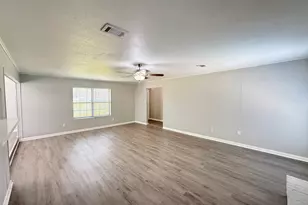 123 Lone Oak Dr, Highlands, TX 77562 - Photo 4