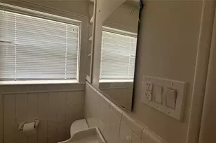 1850 W Main St, Houston, TX 77098 - Photo 4