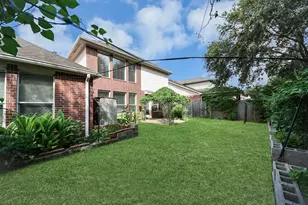 215 Callavance, Sugar Land, TX 77479 - Photo 6