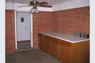 234 Putnam St, Evant, TX 76550 - Photo 10