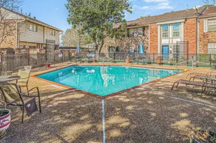 4410 T C Jester Blvd, Houston, TX 77018 - Photo 2
