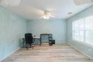 3235 Banksfield Ct, Katy, TX 77494 - Photo 6