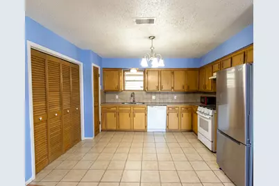 4605 Bernardo De Galvez #Rear, Galveston, TX 77551 - Photo 6