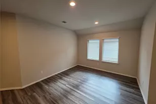 9257 Inland Leather Ln, Conroe, TX 77385 - Photo 4