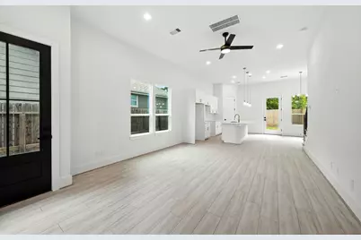 7117 England Street #B, Houston, TX 77021 - Photo 8