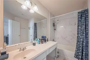 13510 Amber Lodge Ln, Houston, TX 77083 - Photo 20
