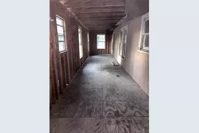 507 King Street, Cuero, TX 77954 - Photo 10